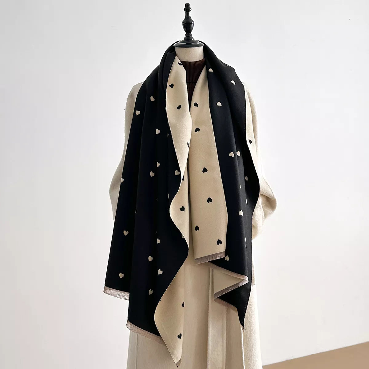 Heart Patterned Raw Hem Winter Scarf