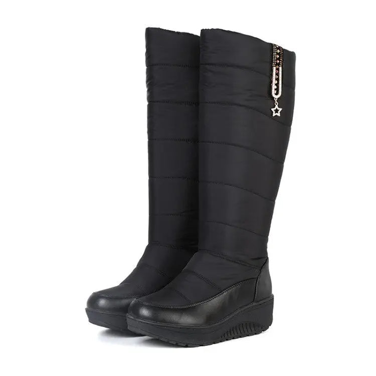 Insulated Snow Boots for Women - Warm and Cozy Footwear
