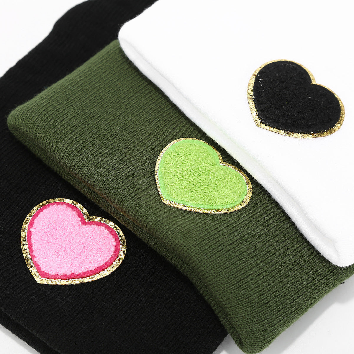 Chic Knitted Wool Hat with Love Label - Cozy & Stylish