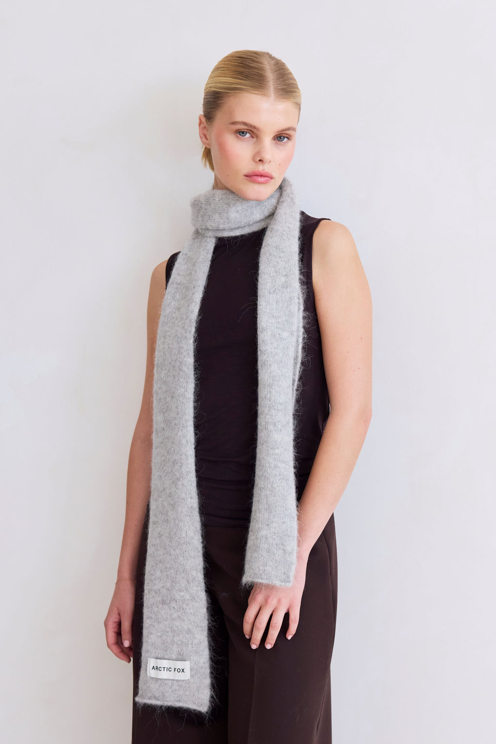 The Alpaca Skinny Scarf - Blizzard Grey