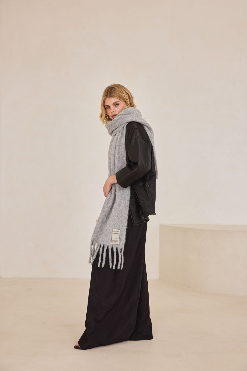 The Reykjavik Scarf with Wool - Grey