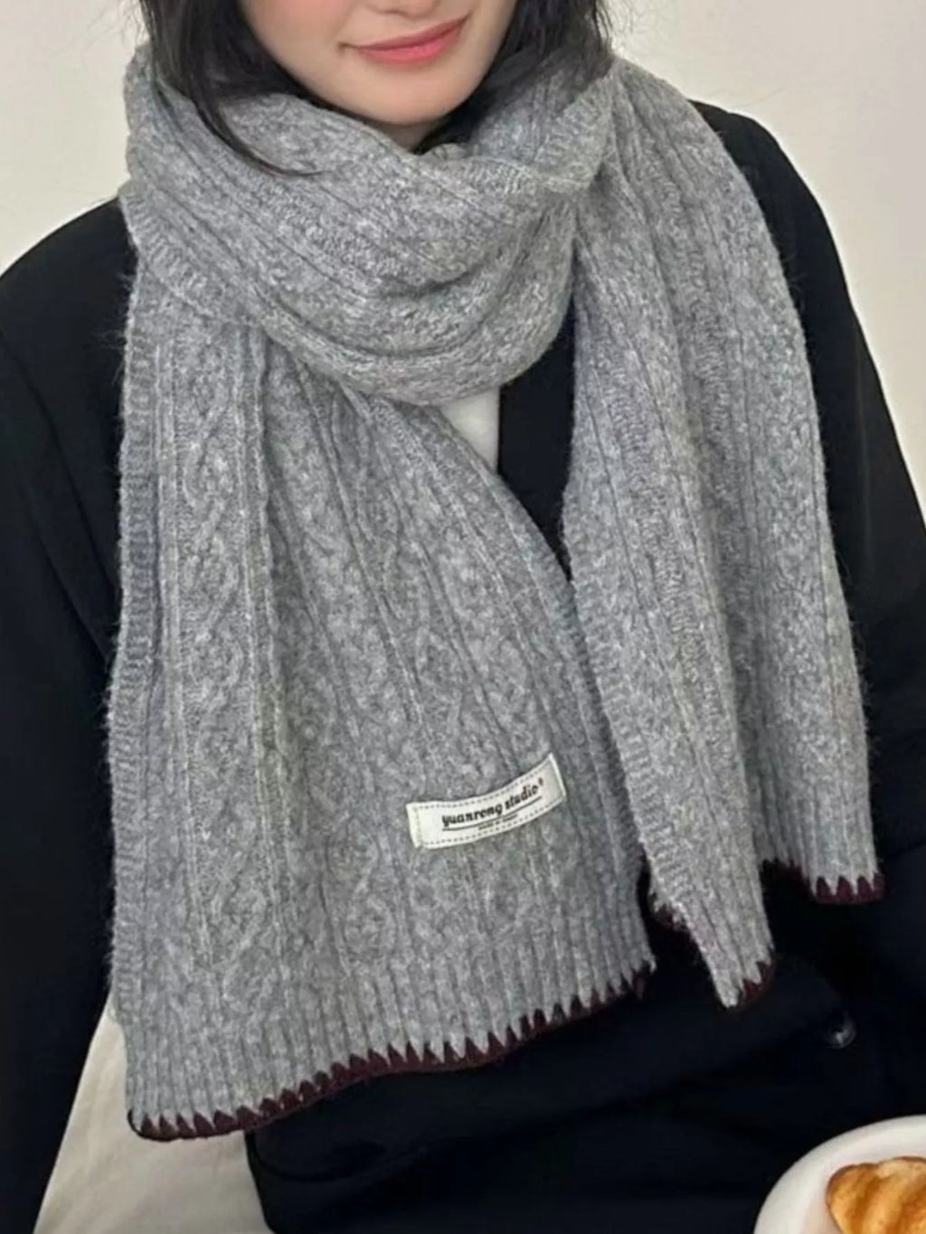 Cable-Knit Contrast Trim Scarf